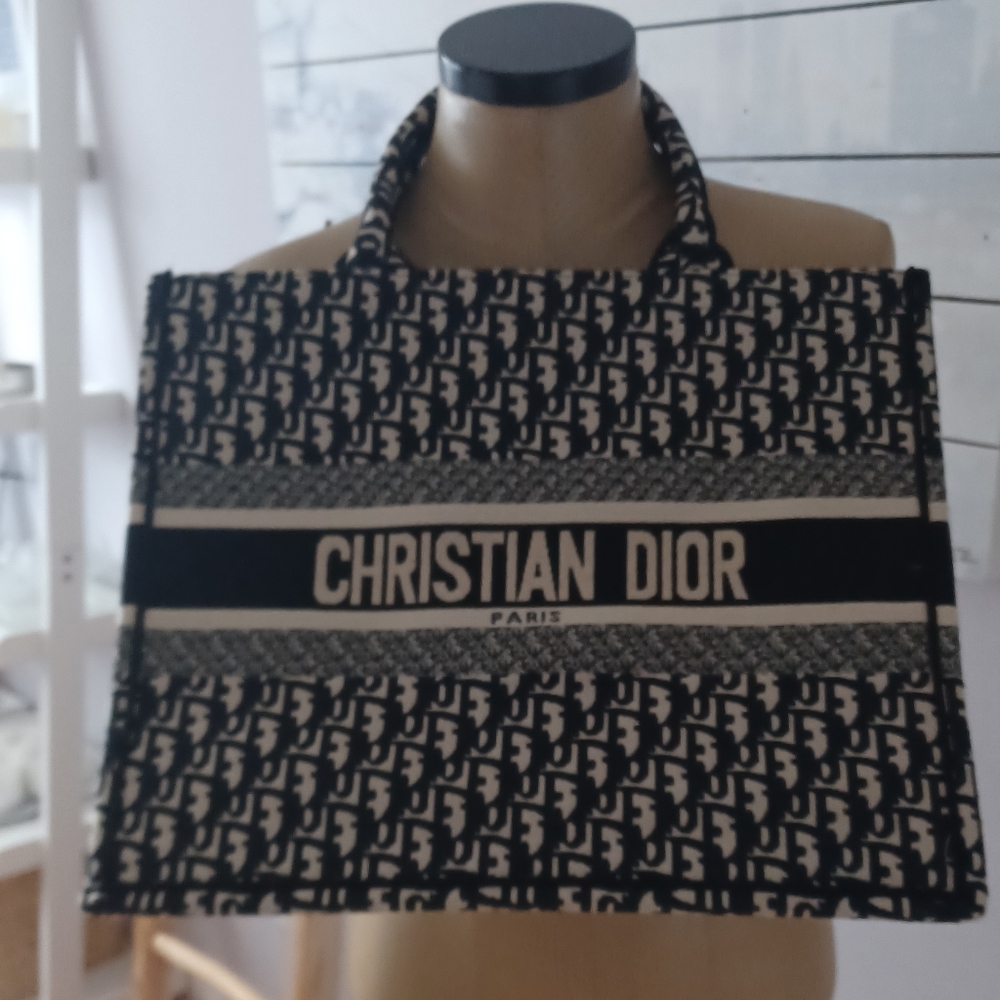 Large Oblique CD Monogram deep Navy Canvas Tote